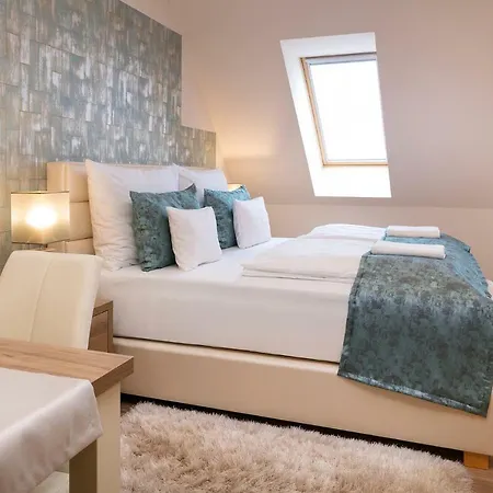 Foter Rezidencia 3 ジュール