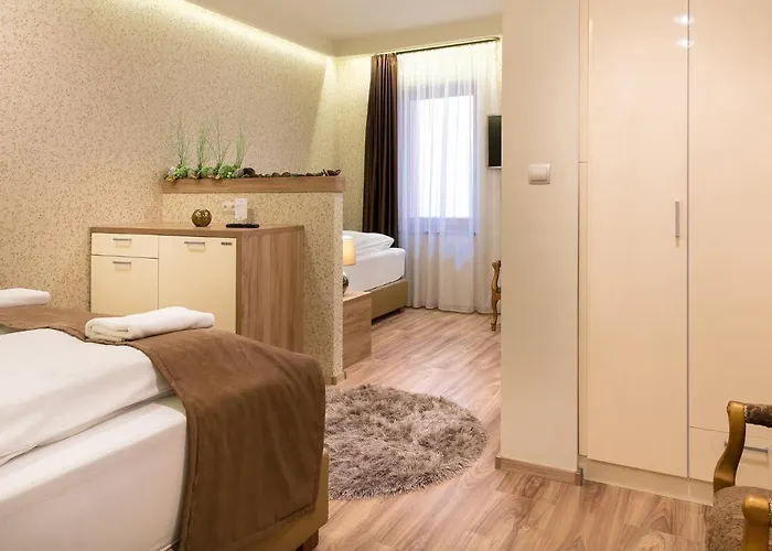 Apartament Foter Rezidencia 3 *